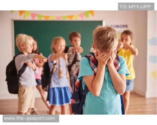 卡恩谈纳格尔斯曼的执教风格与性格特点引发的争议与思考